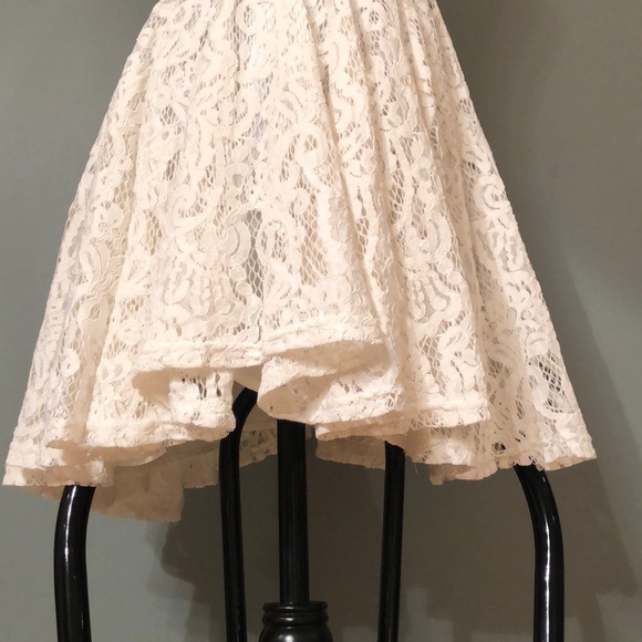 Off white lace mini dress. - Picture 6 of 7